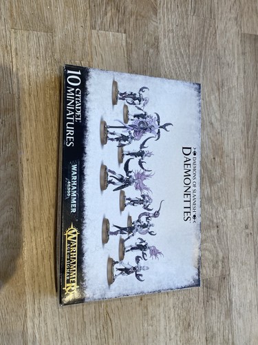 Warhammer daemonettes - warhammer,