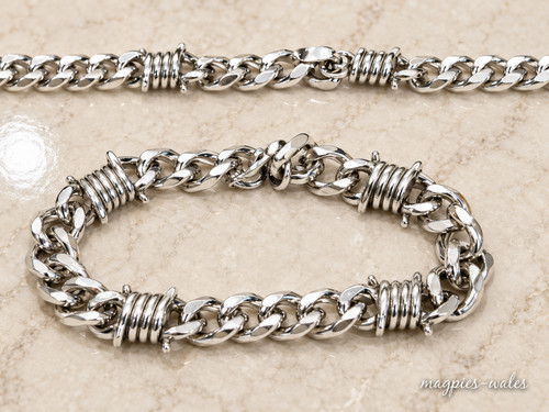 Gothic chunky barbed wire - gothic,