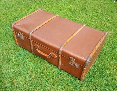 Antique mid century fibre - mid,