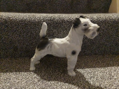 Terrier dog porcelain figure - terrier.,