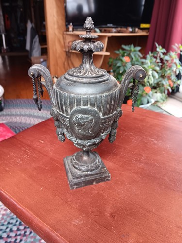 Patinated bronze spelter - or,
