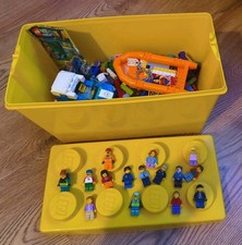 LEGO 2kg Bulk Lot – Minifigs