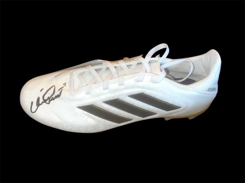 Henrik larsson signed adidas - henrik,