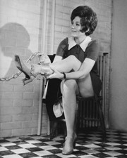 Linda Thorson Unsigned 6" x 4"