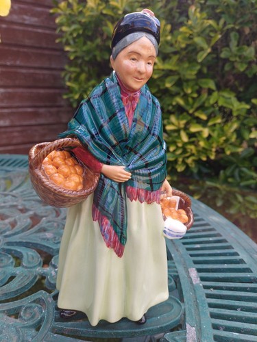 Vintage royal doulton - vintage, hn1953