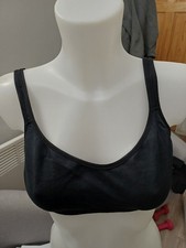 Ladies black cami bra non