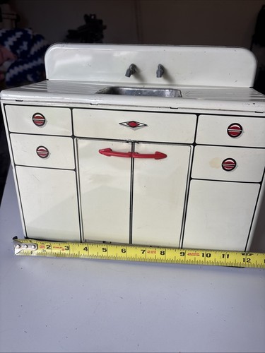 Vintage 1950s tin - vintage,