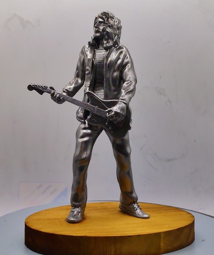 Kurt cobain statue - , statue-