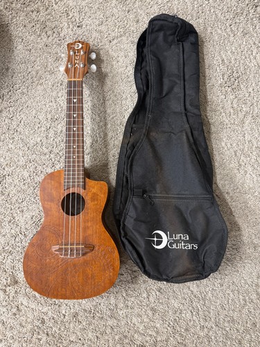 Luna uke tec mah - tec,