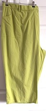 Ann Harvey  green cut offs 100% Cotton Trousers UK28 Plus Inner leg 19"
