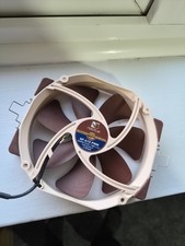 2× Noctua NF-A15 PWM 140mm