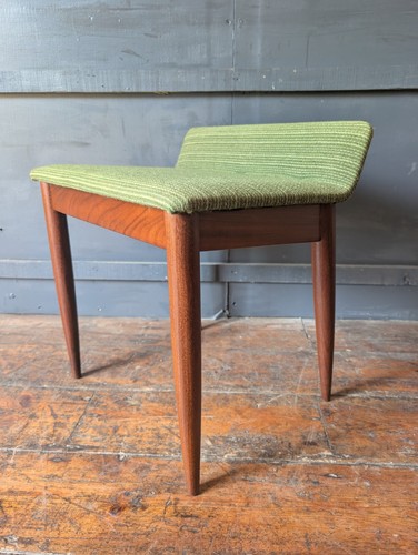 Mid century vintage white - mid,