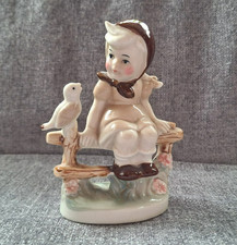 Vintage Taiwan Porcelain Girl