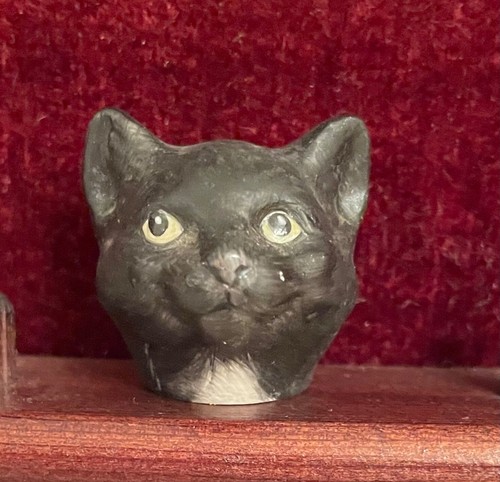 Victoria china black cat - victoria,