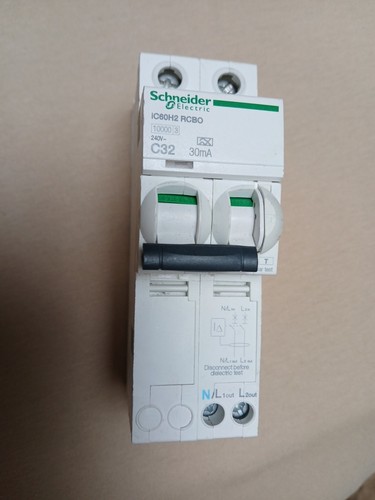 Schneider ic60h2 rcbo - rcbo, c32