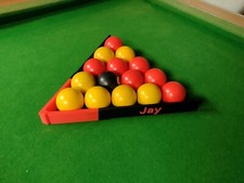 Foldable triangle for pool - triangle,
