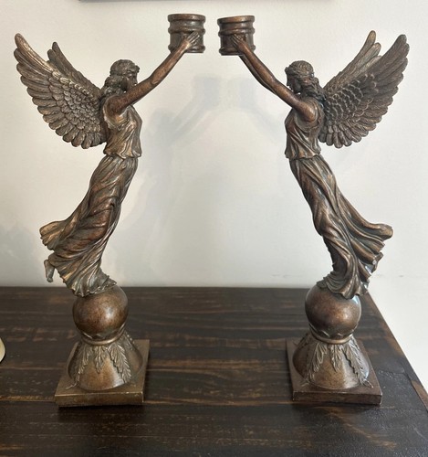 Pair vintage art - pair,