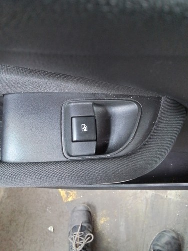 Window switch front left - front,