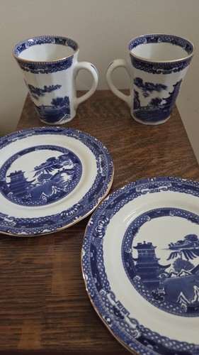Ringtons willow pattern - willow,