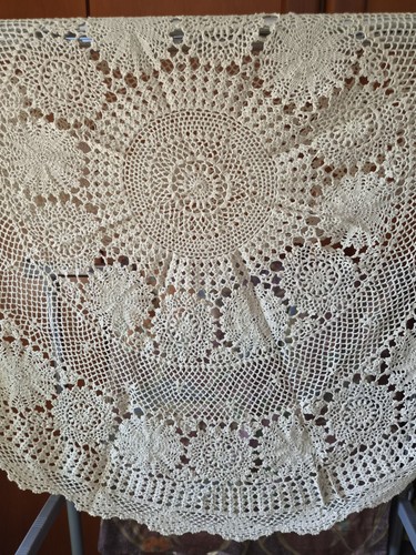 Round spanish crochet lace - round,