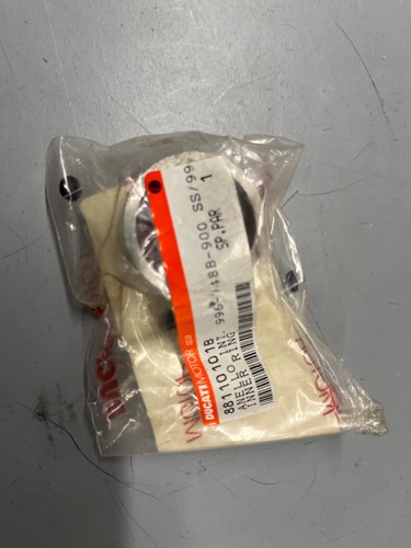 New genuine ducati st4 996 - genuine,