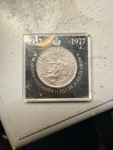 1952 1977 queen - 1952-1977,