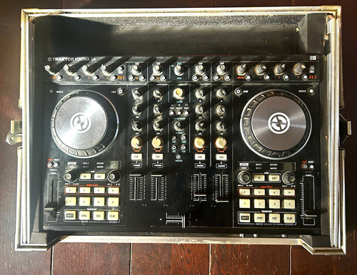 Traktor mk2 deck dj - traktor, s4