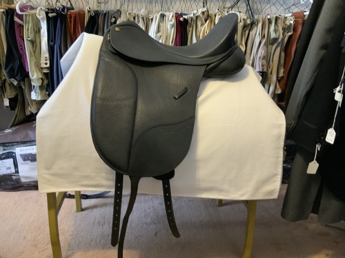 Bates isabell dressage saddle - isabell,