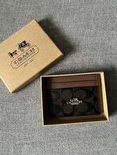 Women’s Coach Card Holder