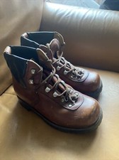 Bins Vintage Walking Boots