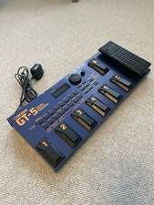 Boss GT-5 Multi-Effect Guitar