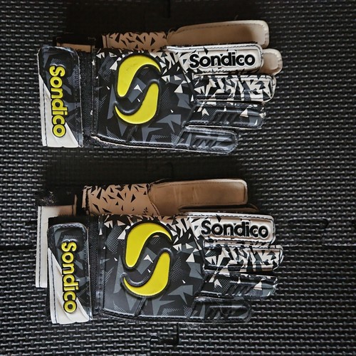 Childrens sondico size - sondico,
