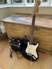 Squire Strat by Fender plus Frontman 10G Amp