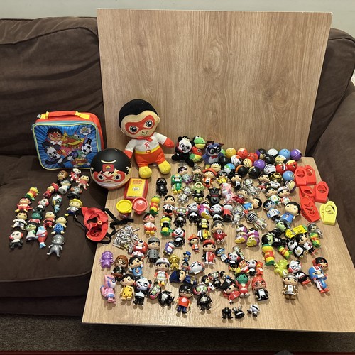 Huge ryan world toy - huge, bundle