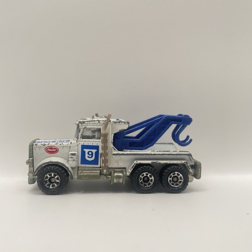 Matchbox peterbilt wrecker - peterbilt,