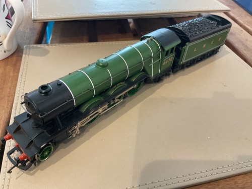 Hornby gauge lner class - gauge,