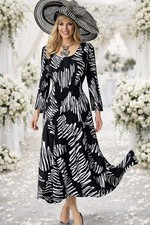 CHESCA Size 22 24 Monochrome