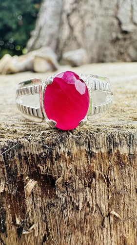 Natural red ruby gemstone 925 - ruby,