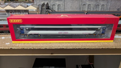 Hornby r40247c east - east, coast