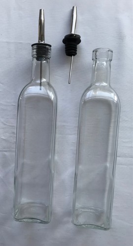 Pair oil vinegar - of, 2