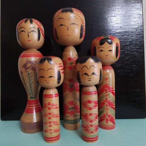 Lot togatta kokeshi dolls - togatta,