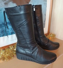 Beautiful mid-calf soft