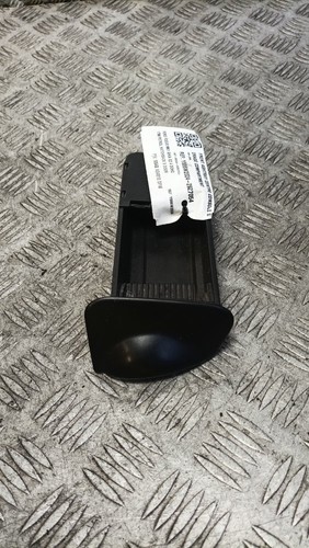 Ford focus mk1 - front, ashtray