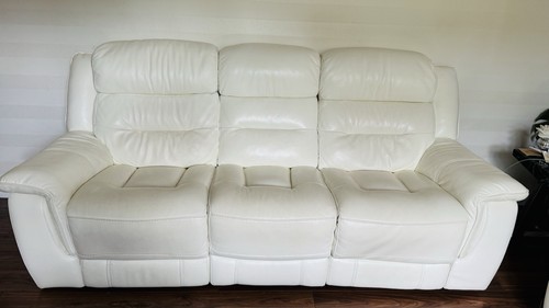 White dfs seater - white,