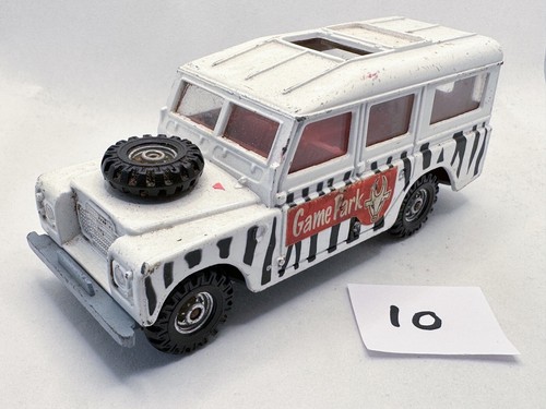 Corgi toys land - corgi, rover