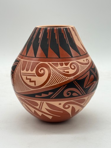 Native american jemez pottery - american,