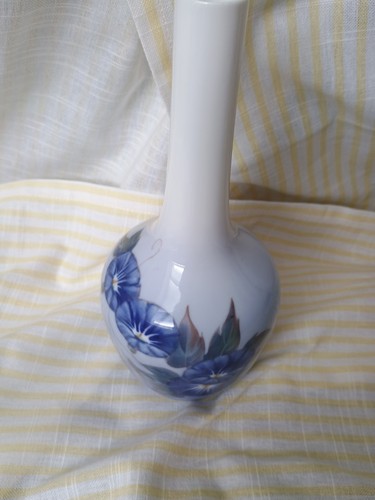 Royal copenhagen blue flower - royal,