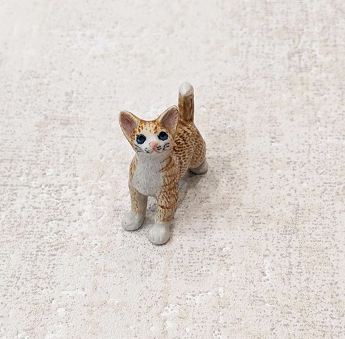 Tabby cat kitten minifig - tabby,