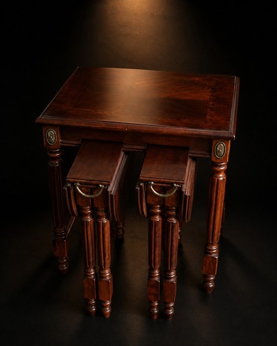 Luxury mahogany nest tables - nest,