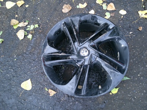 Vauxhall corsa alloy wheel - alloy, rim